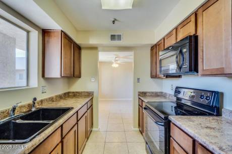 7474 E Earll Dr 317