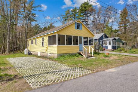15 W Tioga Ave