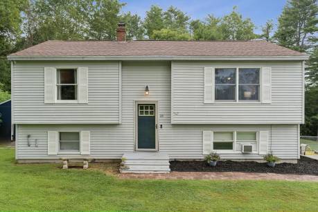 25 Memorial St