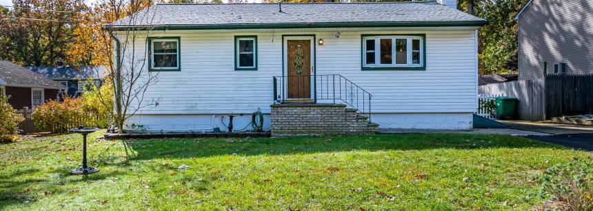 99 Solomon St