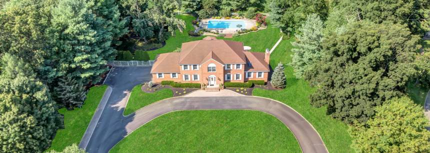 6 Lewis Ct