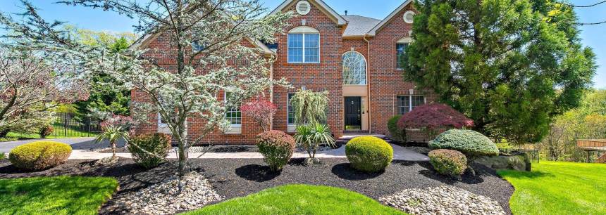 3 Fox Hunt Dr