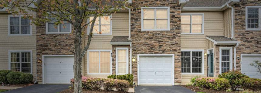 32 Amber Dr
