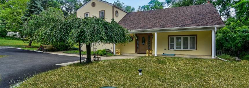 11 Mohawk Dr
