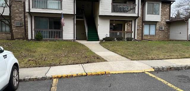 137 Amberly Dr D