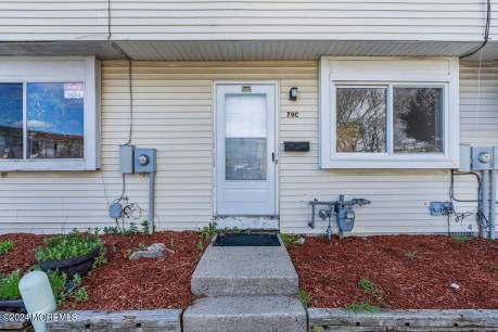 79 Carr Ave #C