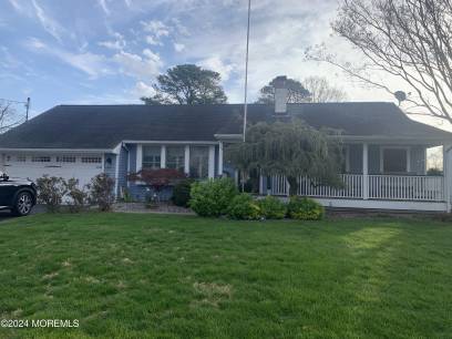 305 Eastham Rd