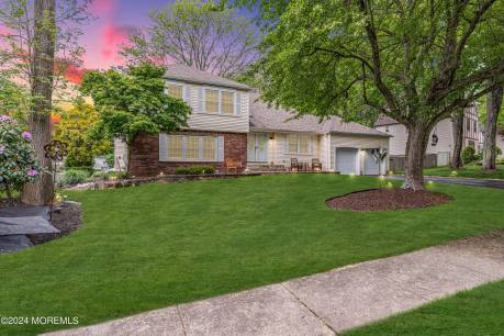 14 Bridle Way