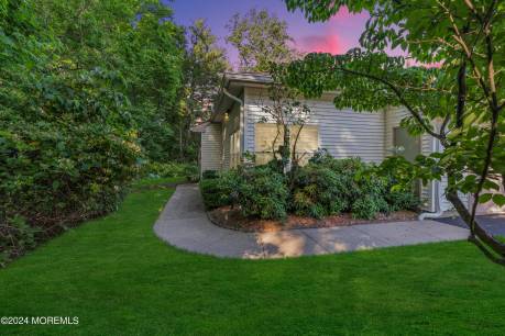 141 Sunnymede St