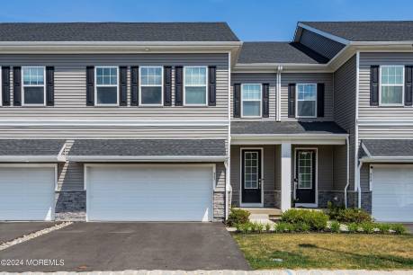 805 Aviator Ave