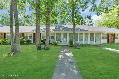 126C Farrington Ct