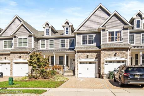 37 Mccormick Ave N