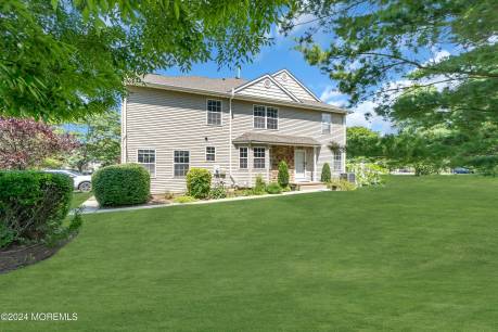 205 Heskers Ct