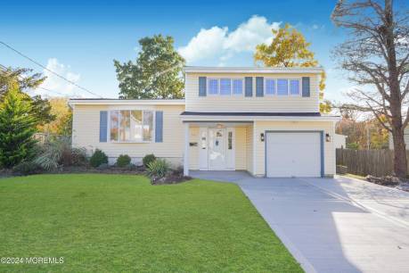 39 Cindy St