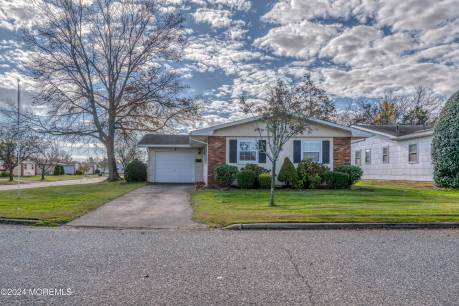 9 Brooke Rd