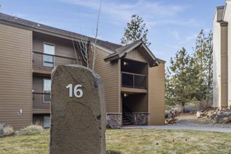 18575 SW Century Dr #688-689 (1635)