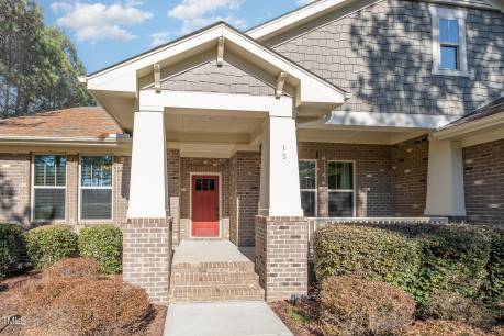 15 Rolling Meadows Ln
