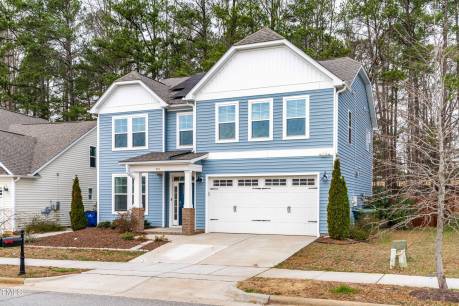 741 Moonbeam Dr