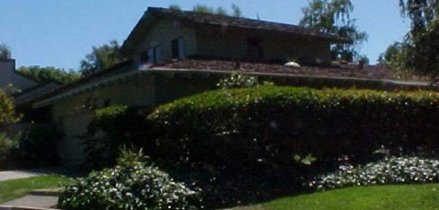 3128 Hambletonian Ln