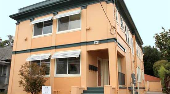 546 30th Street 1