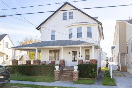 116 W Columbine