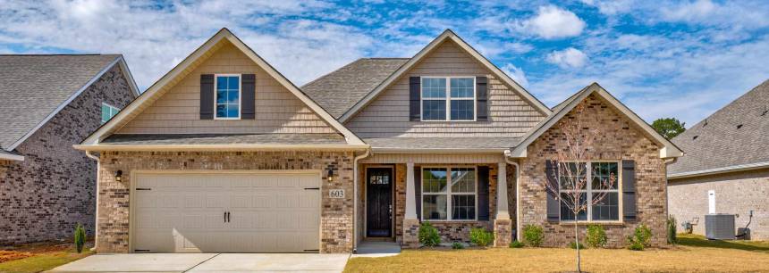 603 Ronnie Drive SE