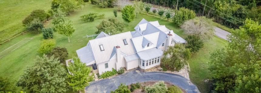 2462 Lawrence Cove Road