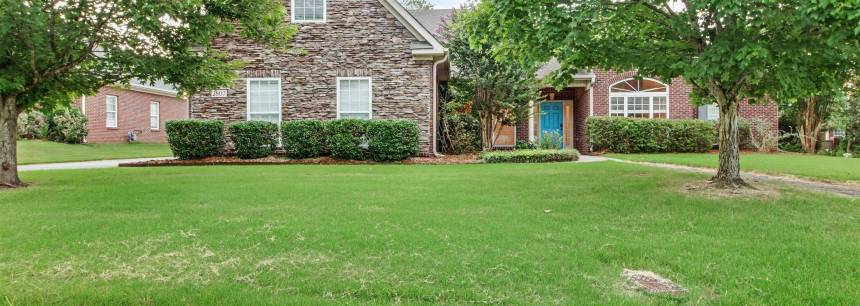 2807 Centerridge Road SE