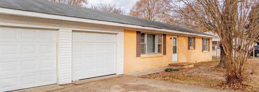20171 Wallace Lane