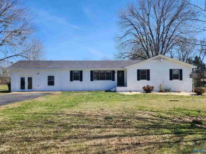 99 SE Willowbrook Drive