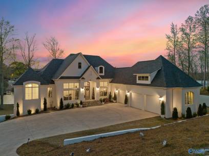 819 Bridgewater Drive