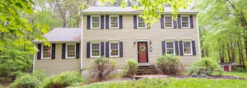 26 Baddacook Pond Rd