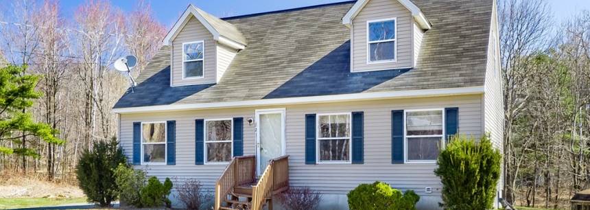 82 Ragged Hill Rd