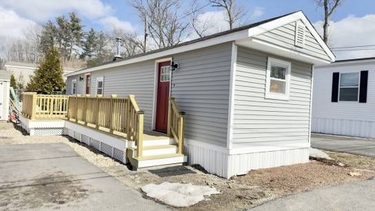 11 Groton School Road 16