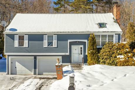 100 Fernwood Drive