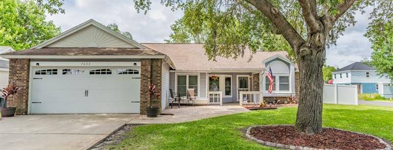 7633 Whisper Woods Ct