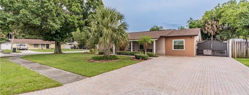 8402 Westridge Dr
