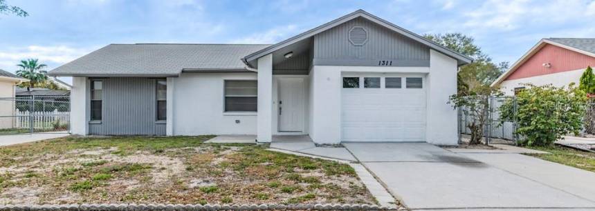 1311 Mandarin Dr