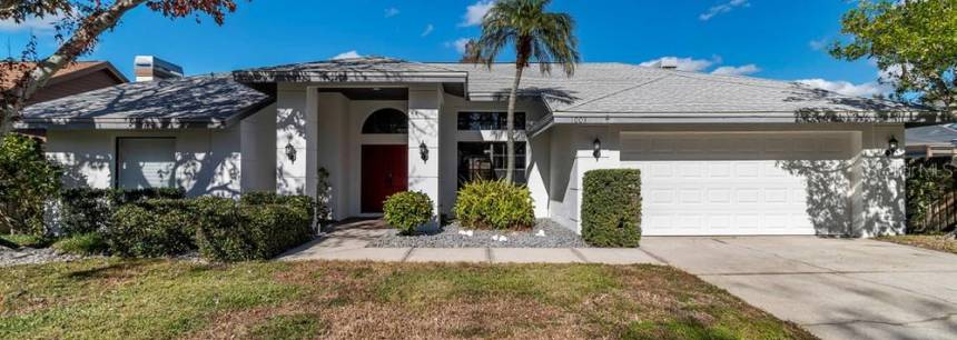 1003 Wyndham Way