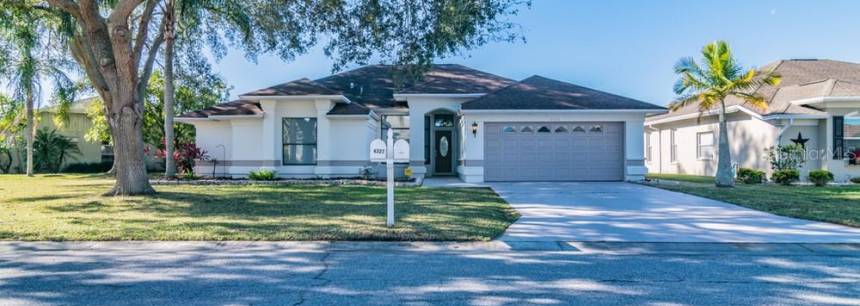 4326 Fairfax Dr