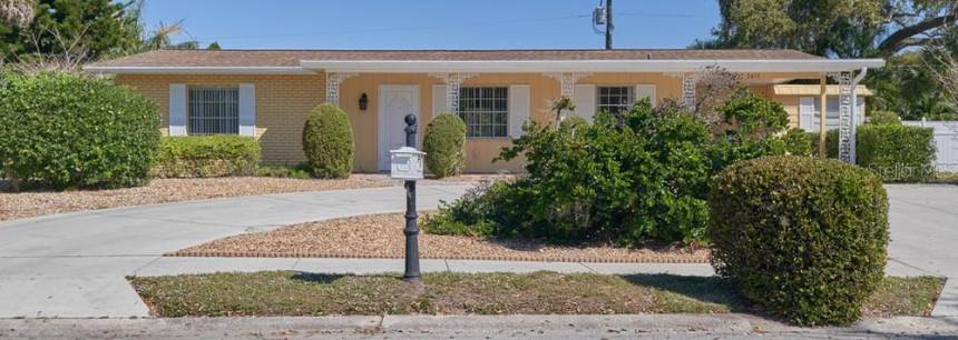 2411 Gulf Gate Dr