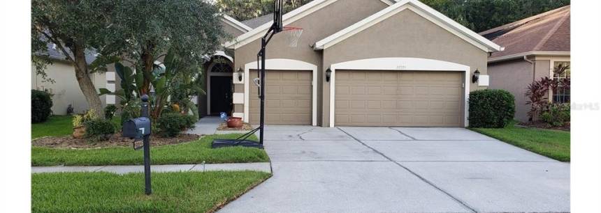 27725 Kirkwood Cir