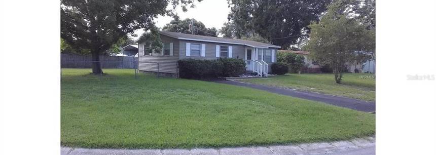 1645 Saint Catherine Dr W