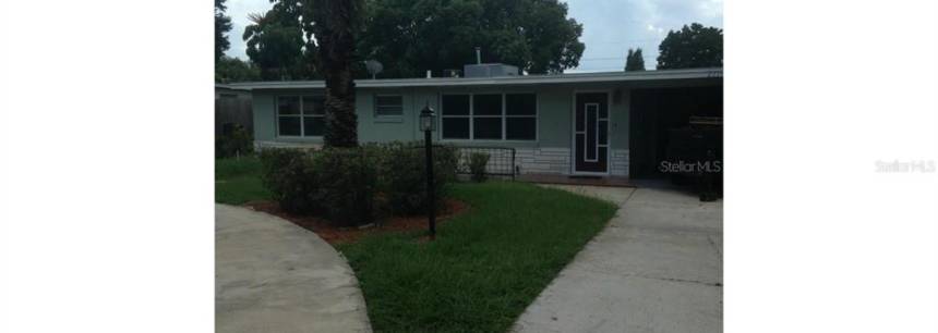 2735 Woodlawn Dr