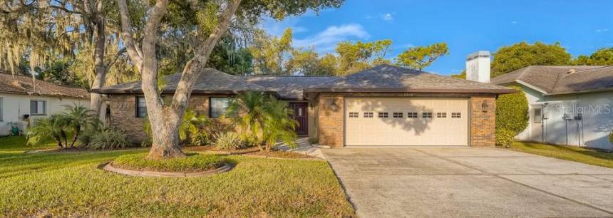 5919 Fall River Dr