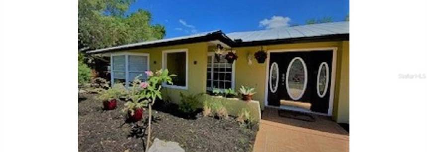 7612 Senrab Dr