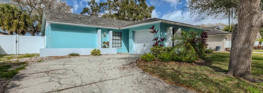 1875 Arbor Dr S