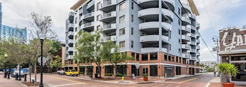 1108 N Franklin St 505