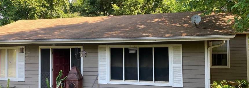 286 Farm Ridge Dr NE
