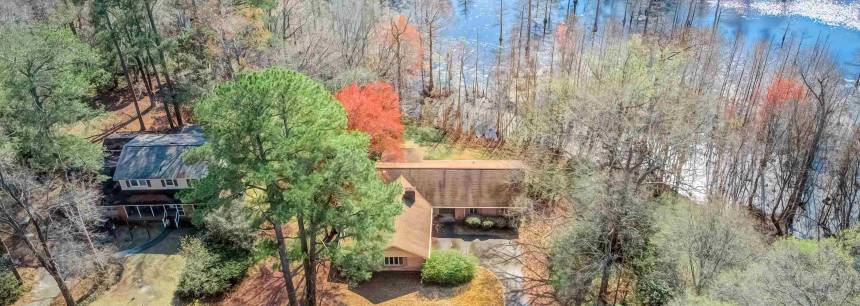 211 Brookside Dr